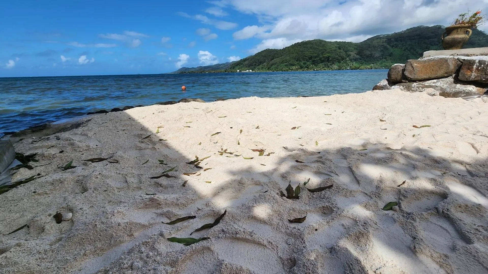Duplex En Bord De Mer Fare Tahitea Pension Taputapuapea